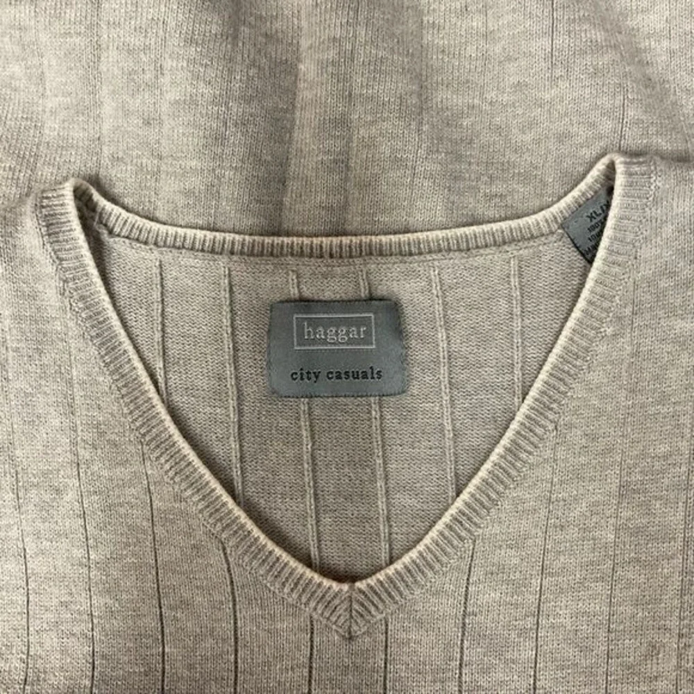 Haggar Men's Gray Ribbed V-Neck‎ Sweater Vest Size XL Business Casual Knitwear